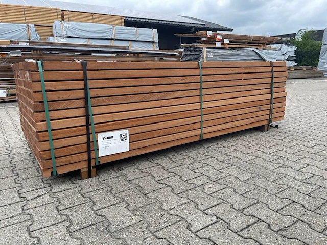 Ca. 78x angelim pedra onderliggers geschaafd, 45x68mm, lengte 250cm - afbeelding 2 van  3