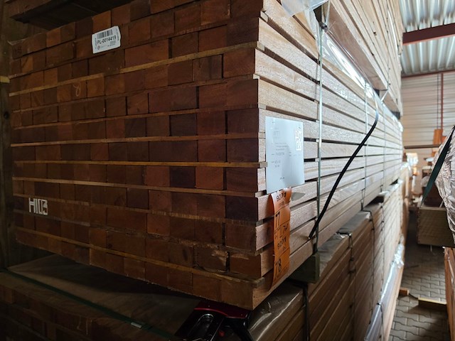 Ca. 78x angelim pedra onderliggers geschaafd, 45x68mm, lengte 400cm - afbeelding 4 van  4
