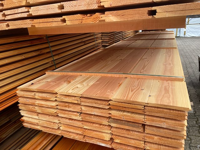 Ca. 78x douglas veer en groef, 18x185mm, lengte 500cm - afbeelding 1 van  3