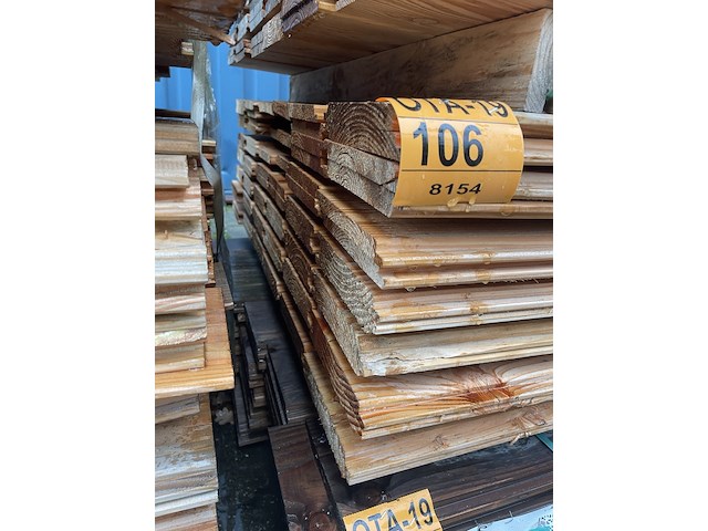 Ca. 78x douglas wisselsponning, 18x190mm, lengte 400cm - afbeelding 3 van  3