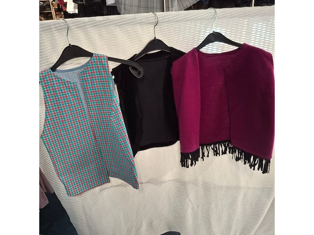 Ca. 78x gilets - afbeelding 2 van  3