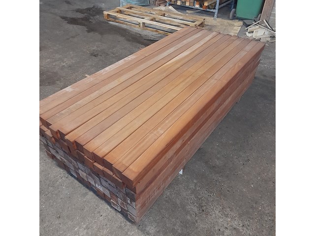 Ca. 78x hardhouten paal, 6,8 x 6,8 x 200 cm - afbeelding 3 van  4