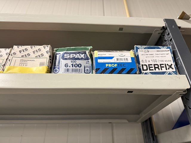 Ca. 78x verpakking ijzerwaren w.o. schroeven, spijkers, pluggen, w.o. woodies, spax, fis, kelfort - afbeelding 11 van  22