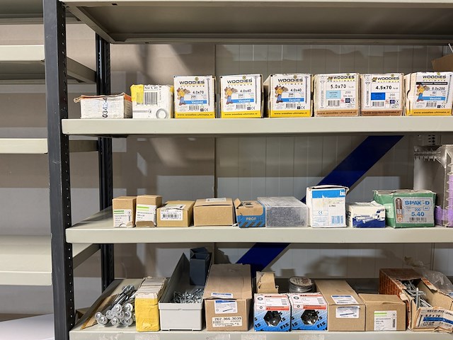 Ca. 78x verpakking ijzerwaren w.o. schroeven, spijkers, pluggen, w.o. woodies, spax, fis, kelfort - afbeelding 16 van  22