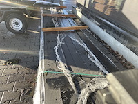 Ca. 80x channelsiding zwart gecoat, 18x140mm, lengte 480cm - afbeelding 1 van  3