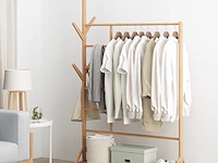 Ca. 80x diverse bamboe kledingrekken i-wannahave - afbeelding 1 van  6