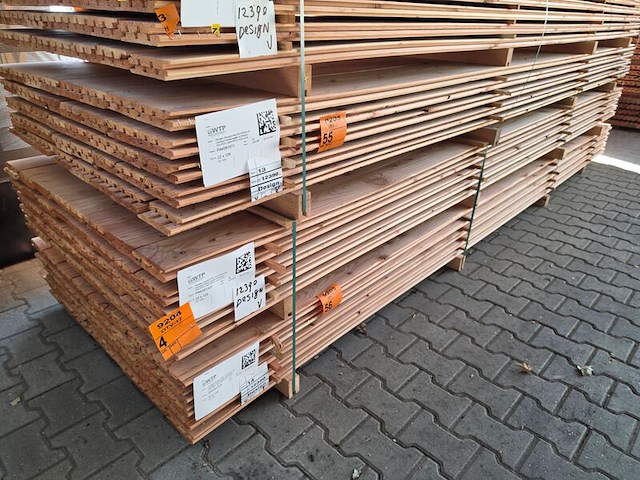 Ca. 80x douglas design- triple- deens profiel, 18x142mm, lengte 400cm - afbeelding 4 van  4