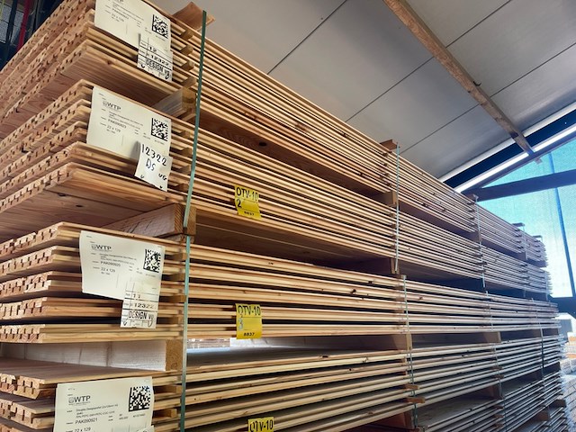 Ca. 80x douglas design- triple- deens profiel, 18x142mm, lengte 500cm - afbeelding 4 van  4
