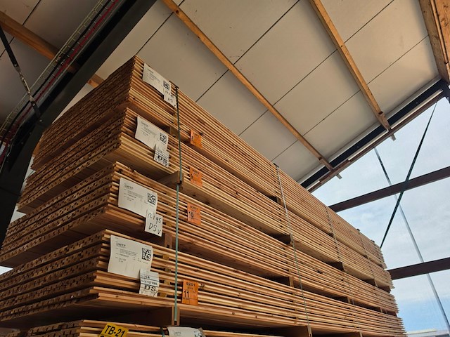 Ca. 80x douglas design- triple- deens profiel, 18x142mm, lengte 500cm - afbeelding 4 van  4