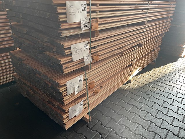 Ca. 80x douglas design- triple- deens profiel, 22x142mm, lengte 300cm - afbeelding 4 van  4