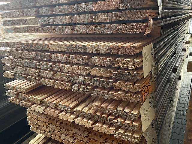 Ca. 80x douglas design- triple- deens profiel, 22x142mm, lengte 400cm - afbeelding 4 van  4