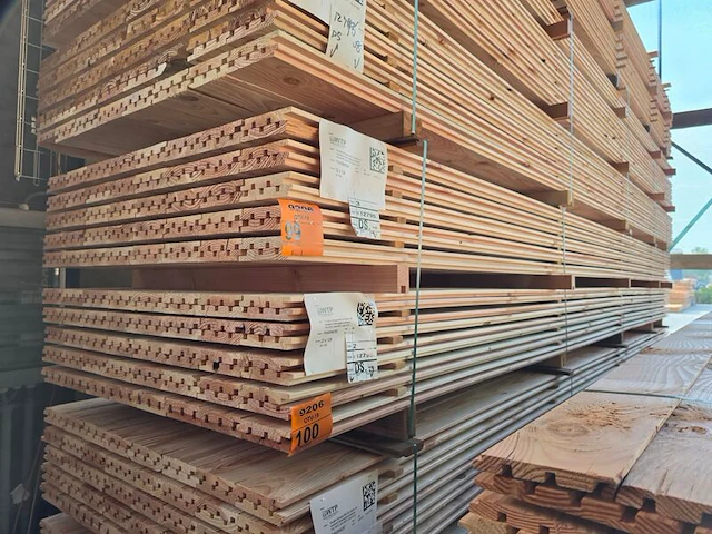Ca. 80x douglas design- triple- deens profiel, 22x142mm, lengte 500cm - afbeelding 4 van  4