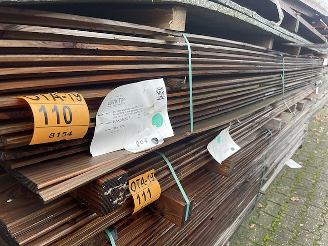 Ca. 80x douglas wisselsponning, 18x190mm, lengte 400cm - afbeelding 2 van  3