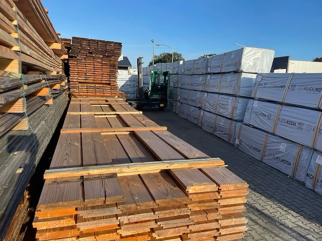 Ca. 80x douglas zweeds rabat, 26x190mm, lengte 500cm - afbeelding 1 van  3