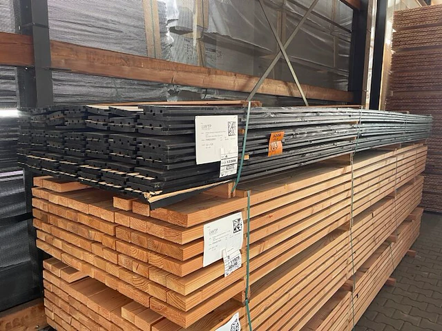 Ca. 80x grenen acoustic design profiel, 22x142mm, lengte 450cm - afbeelding 3 van  3