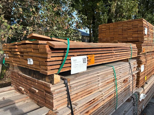 Ca. 80x guyana teak beschoeiingsplanken, 20x100mm, lengte 200cm - afbeelding 4 van  4