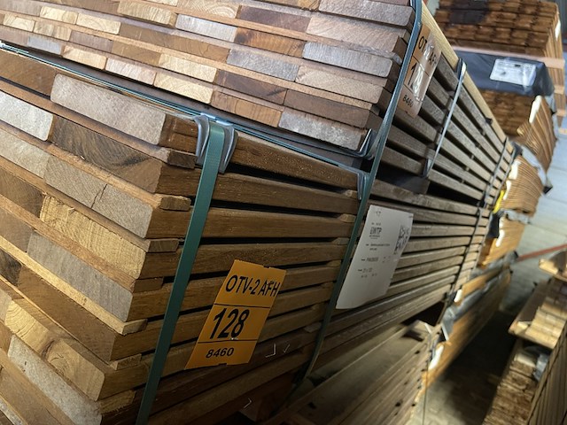 Ca. 80x guyana teak planken geschaafd, 21x120mm, lengte 155cm - afbeelding 4 van  4