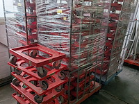 Ca. 80x kunsstof transportroller t.b.v. euronorm bakken/kratten, delmo - afbeelding 3 van  4