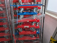 Ca. 80x kunsstof transportroller t.b.v. euronorm bakken/kratten, delmo - afbeelding 4 van  4