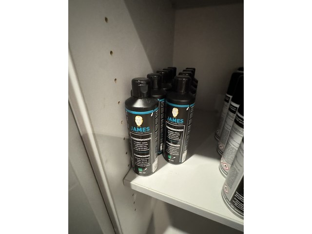 Ca. 80x meubelonderhouds product royal furniture care en james - afbeelding 11 van  11