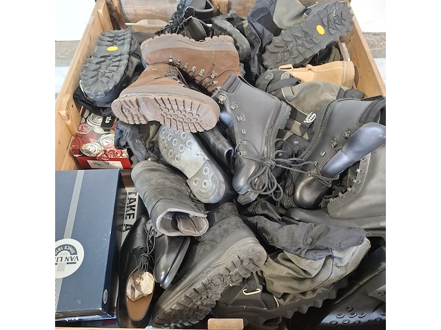 Ca. 80x paar diverse schoenen - afbeelding 2 van  7