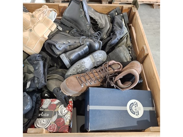 Ca. 80x paar diverse schoenen - afbeelding 6 van  7