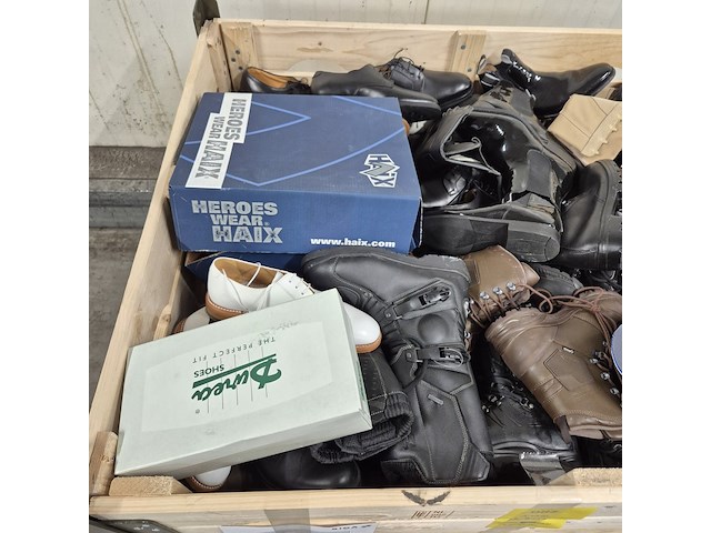 Ca. 80x paar diverse schoenen - afbeelding 8 van  8