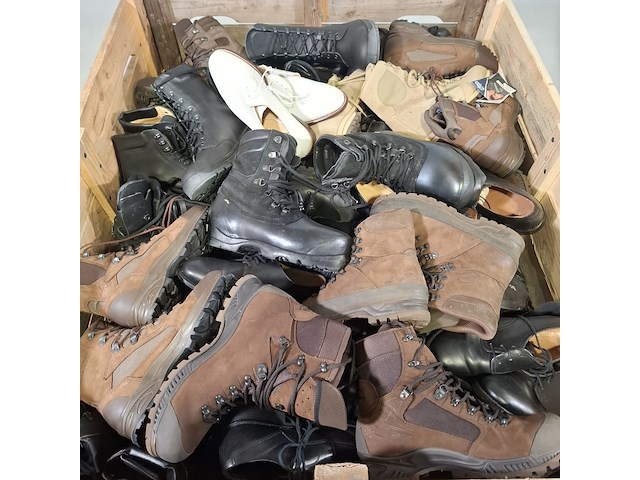 Ca. 80x paar diverse schoenen - afbeelding 2 van  9