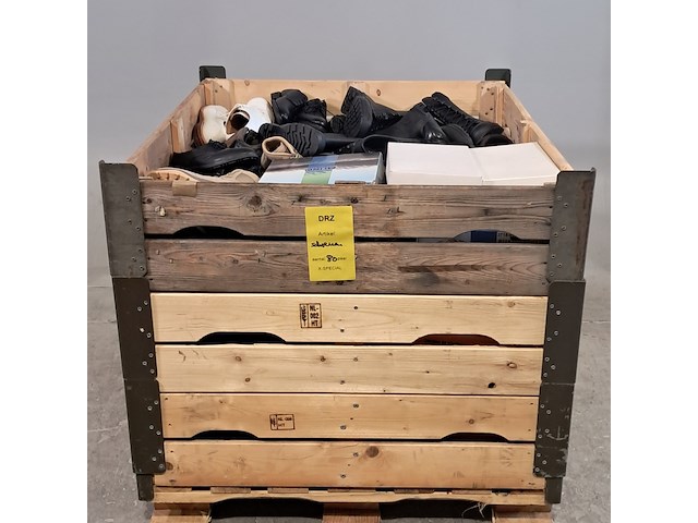 Ca. 80x paar diverse schoenen - afbeelding 1 van  9
