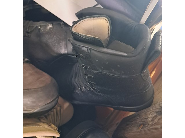 Ca. 80x paar diverse schoenen - afbeelding 9 van  9