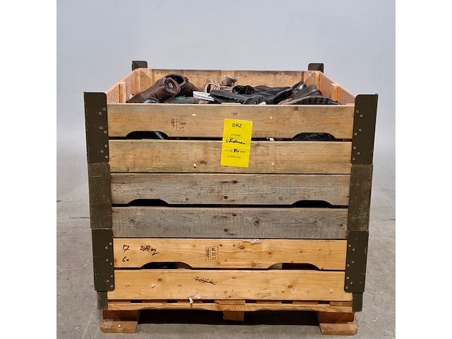 Ca. 80x paar diverse schoenen - afbeelding 1 van  9