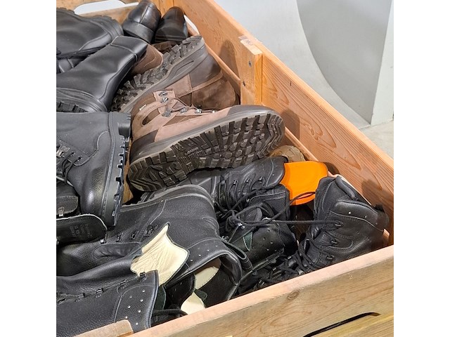Ca. 80x paar diverse schoenen - afbeelding 6 van  9