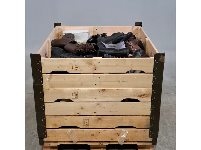 Ca. 80x paar diverse schoenen - afbeelding 1 van  9
