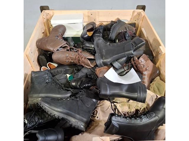 Ca. 80x paar diverse schoenen - afbeelding 2 van  9