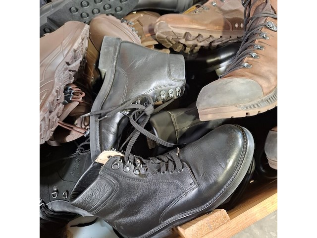 Ca. 80x paar diverse schoenen - afbeelding 8 van  9