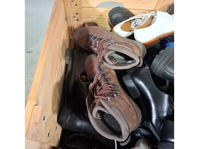 Ca. 80x paar diverse schoenen - afbeelding 9 van  9