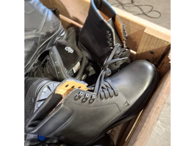 Ca. 80x paar diverse schoenen - afbeelding 7 van  9