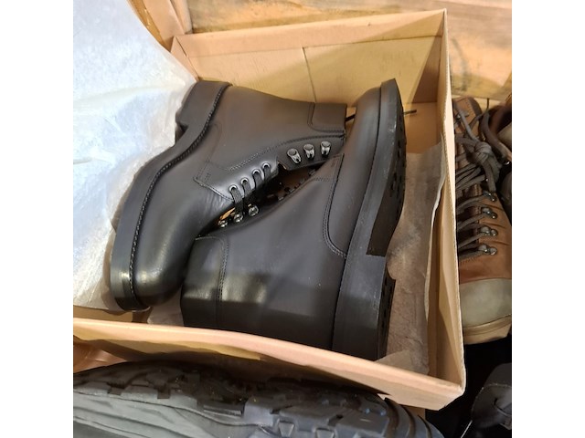 Ca. 80x paar diverse schoenen - afbeelding 8 van  9