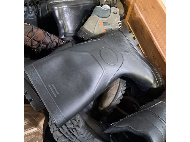 Ca. 80x paar diverse schoenen - afbeelding 8 van  9