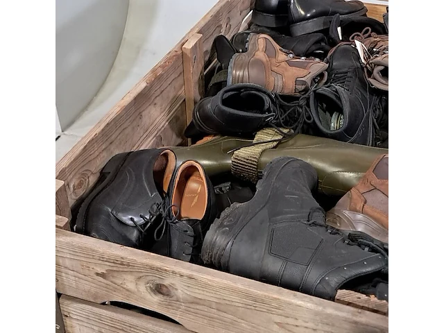 Ca. 80x paar diverse schoenen - afbeelding 6 van  10