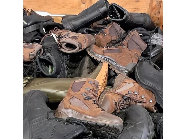 Ca. 80x paar diverse schoenen - afbeelding 7 van  10