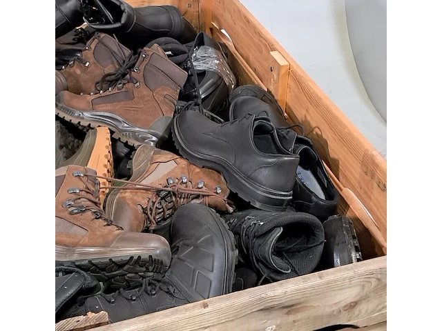 Ca. 80x paar diverse schoenen - afbeelding 8 van  10