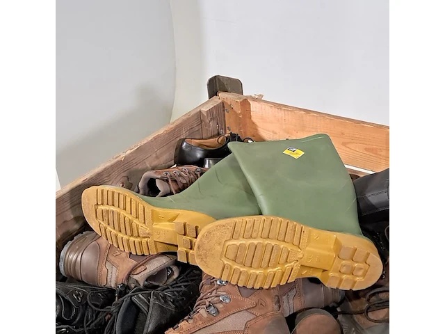 Ca. 80x paar diverse schoenen - afbeelding 10 van  10