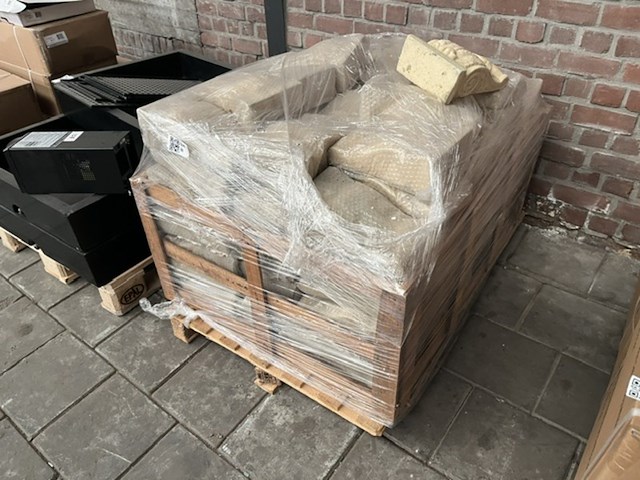 Ca. 80x polystone wandconsole - afbeelding 6 van  6