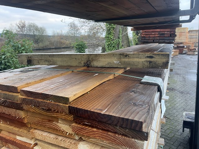 Ca. 81x douglas planken fijnbezaagd, 22x200mm, lengte 400cm - afbeelding 1 van  3