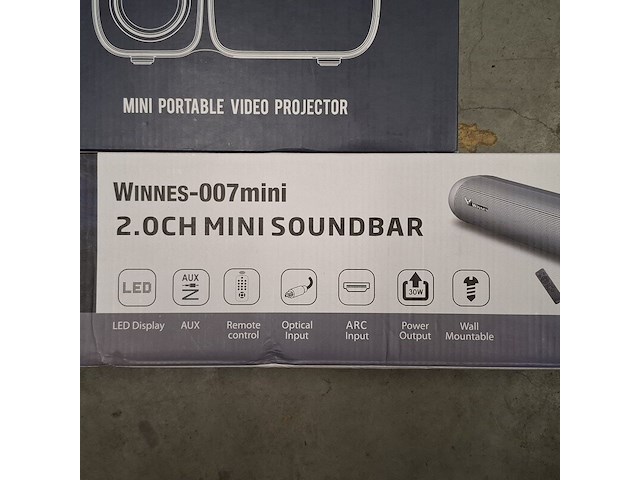 Ca. 81x led projectors en soundbars - afbeelding 4 van  9