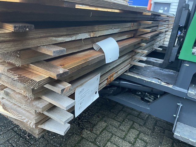 Ca. 82x douglas planken fijnbezaagd, 22x200mm, lengte 400cm - afbeelding 2 van  3