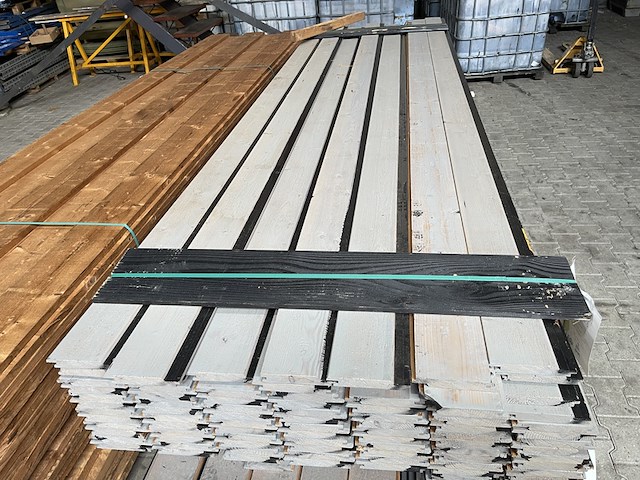 Ca. 82x thermo vuren channelsiding, 20x138mm, lengte 330cm - afbeelding 1 van  3