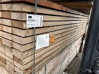 Ca. 84x douglas balken fijnbezaagd, 50x150mm, lengte 300cm - afbeelding 2 van  3