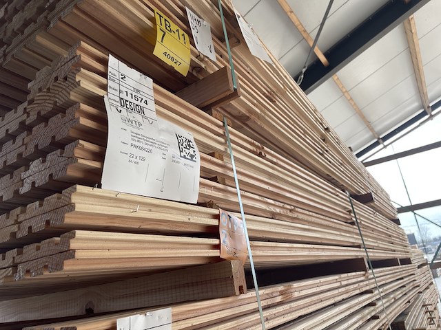 Ca. 84x douglas design- triple- deens profiel, 22x142mm, lengte 400cm - afbeelding 4 van  4